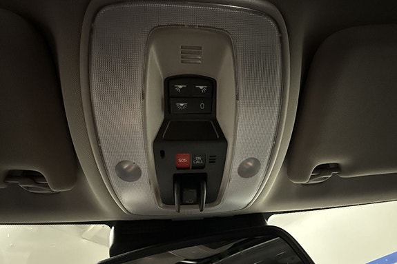 Volvo XC70 21 of 27