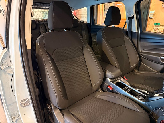 Ford Kuga 15 of 22