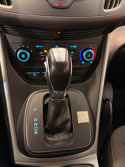 Ford Kuga 18 of 22