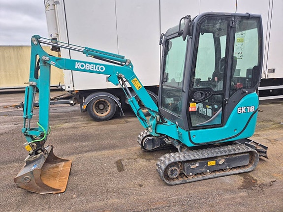 KOBELCO SK18 BANDGRÄVARE