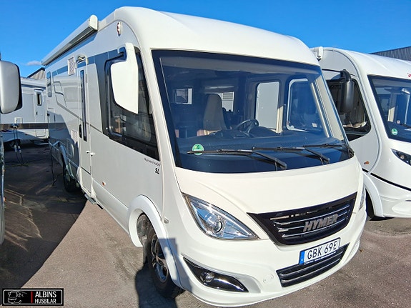 Hymer B 704 SL / Automat / Hydrauliska stödben 2 of 21