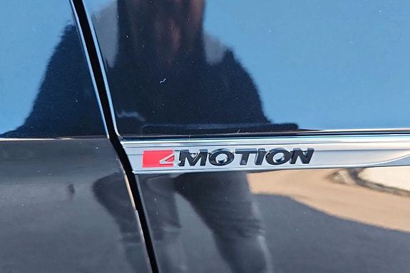 Volkswagen Passat 14 of 21
