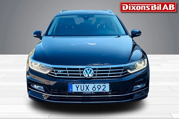 Volkswagen Passat 19 of 21