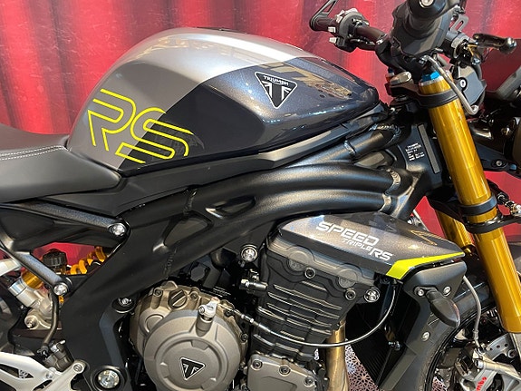 Triumph SPEED TRIPLE 1200 RS *Lagerfinal – utvalda MC till kampanjpris* 4 of 16