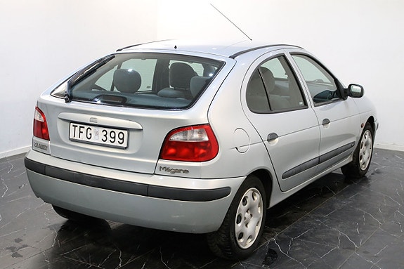 Renault Megane 7 of 10