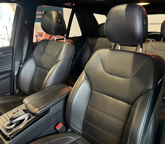 Mercedes-Benz GLE350 d 13 of 21