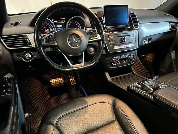 Mercedes-Benz GLE350 d 9 of 21