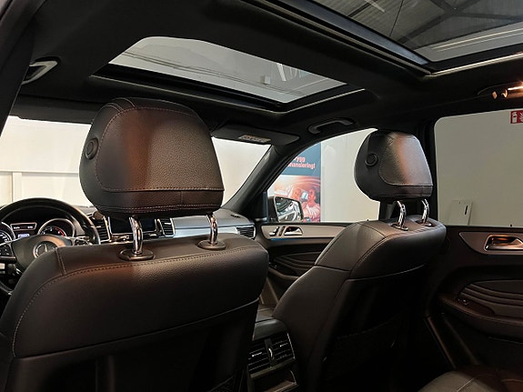 Mercedes-Benz GLE350 d 15 of 21