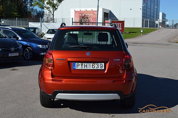 Suzuki SX4 6 of 15