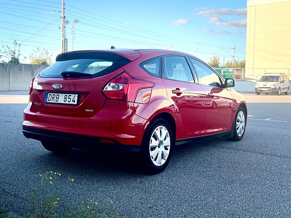 Ford Focus 3 of 5