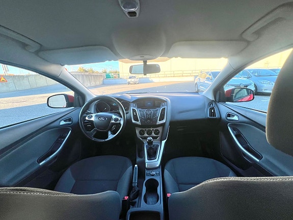 Ford Focus 7 of 7