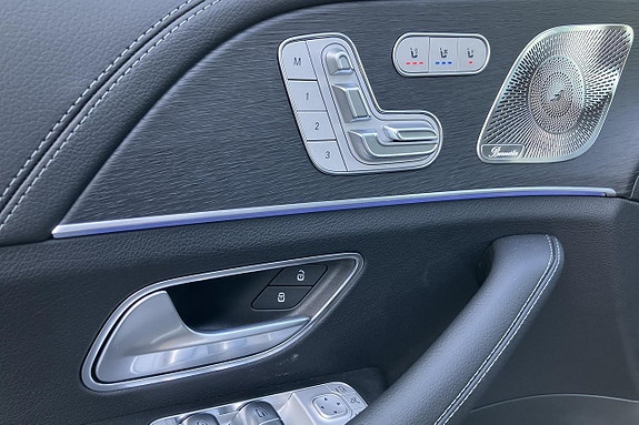 Mercedes-Benz GLS450 d 12 of 27