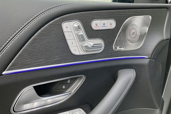 Mercedes-Benz GLE350 de 12 of 27