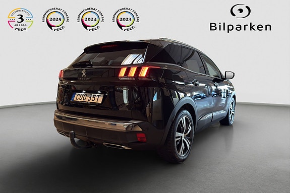 Peugeot 3008 2 of 5