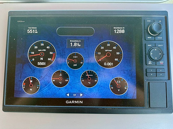 Targa 27 FLY - Volvo Penta KAD 44 12 of 12