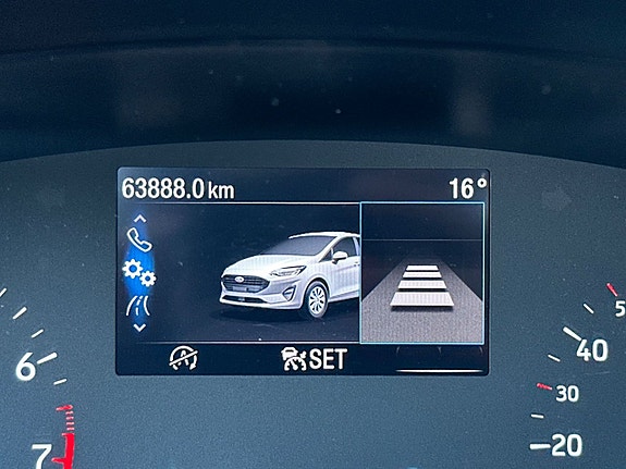 Ford Fiesta 13 of 16