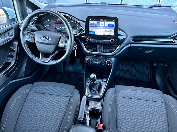 Ford Fiesta 7 of 16