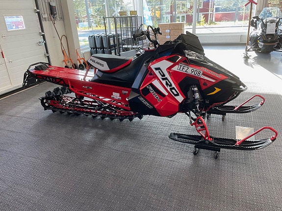 Polaris PRO RMK  850 2 of 5