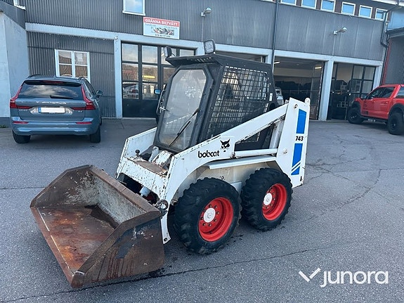 Minilastare - Bobcat, 743