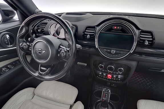 MINI Clubman Cooper 15 of 25