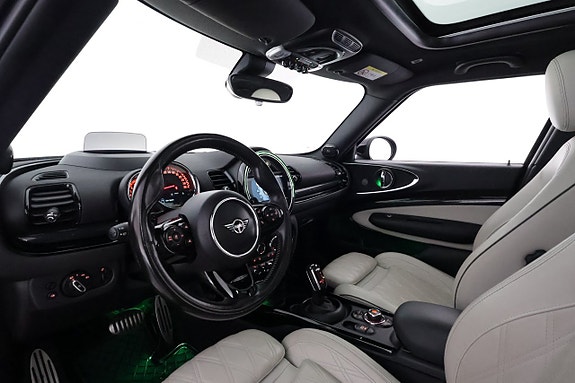 MINI Clubman Cooper 11 of 25