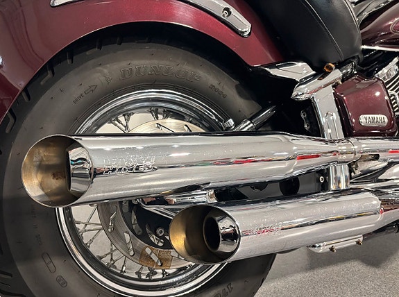 Yamaha XVS1100A Dragstar 4 of 4