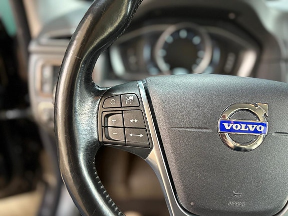 Volvo S80 8 of 25