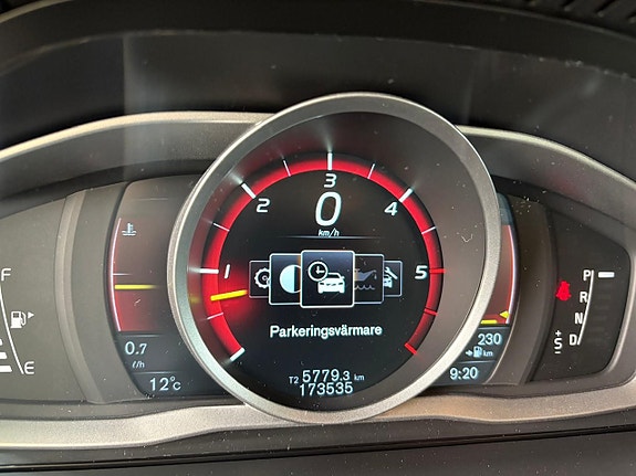 Volvo S80 17 of 25
