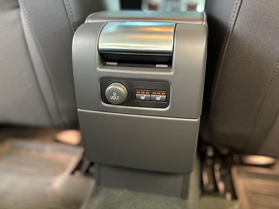 Volvo S80 16 of 25