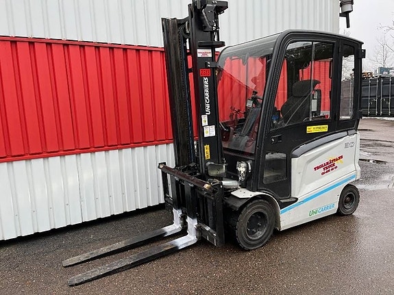 UniCarriers MX30 2 of 4