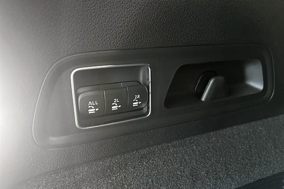 Mercedes-Benz GLS450 d 16 of 21