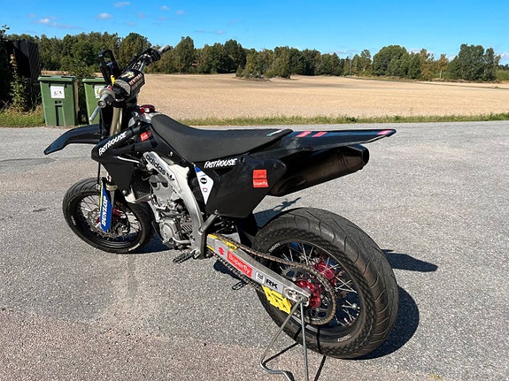 Suzuki RMZ 450 Supermotard 4 of 7