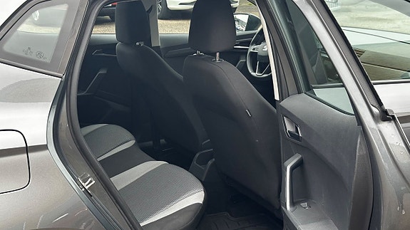 Seat Ibiza 8 of 23