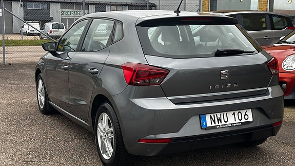 Seat Ibiza 3 of 5