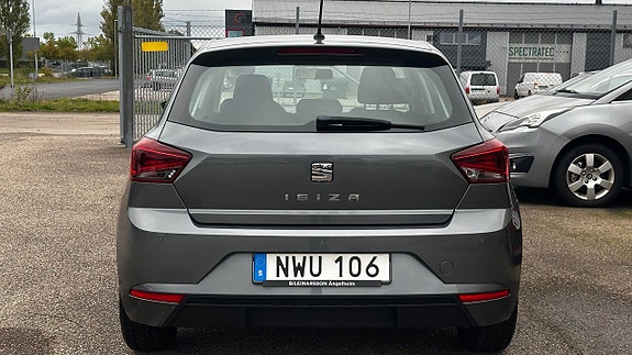 Seat Ibiza 4 of 5