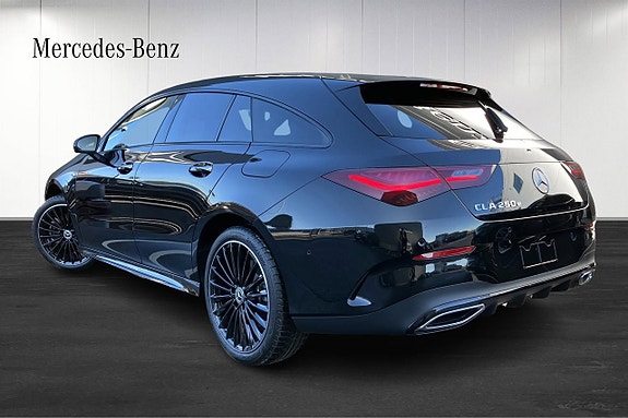 Mercedes-Benz CLA250 e 3 of 5