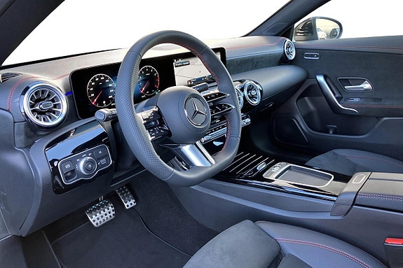 Mercedes-Benz CLA200 6 of 19