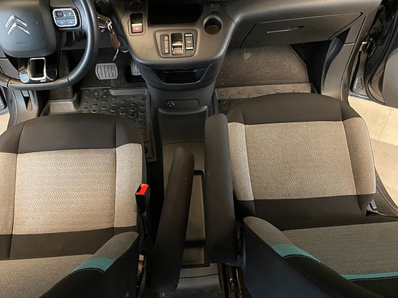 Citroen E-Berlingo 30 of 30