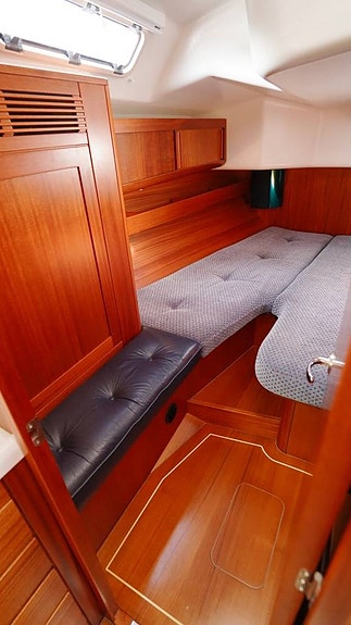 Sweden Yachts 45 / 2000 9 of 12