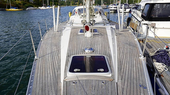 Sweden Yachts 45 / 2000 3 of 5