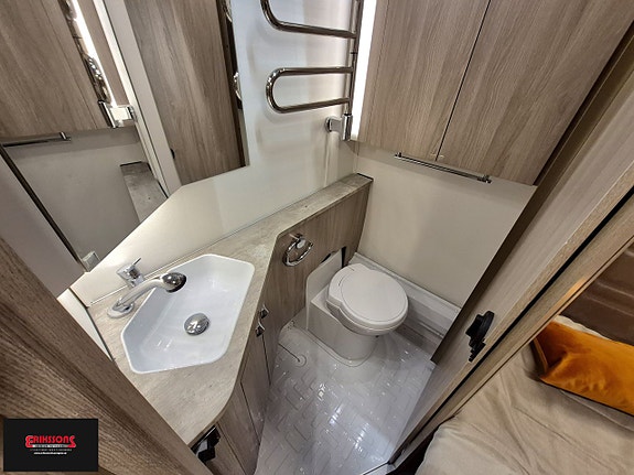 Kabe AMETIST 560 XL KS "Ny skick, Vintervagn" 6 of 13
