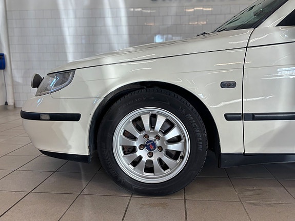 Saab 9-5 7 of 24