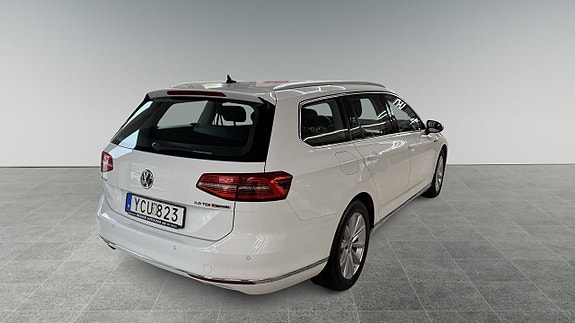 Volkswagen Passat 5 of 5
