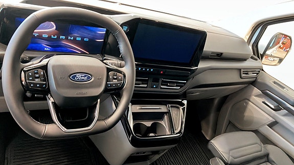 Ford Tourneo Connect 4 of 5