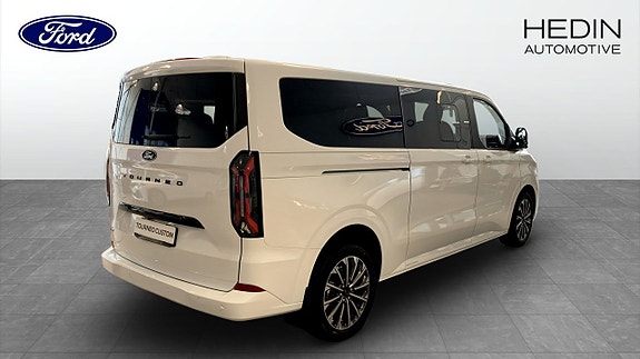 Ford Tourneo Connect 2 of 5