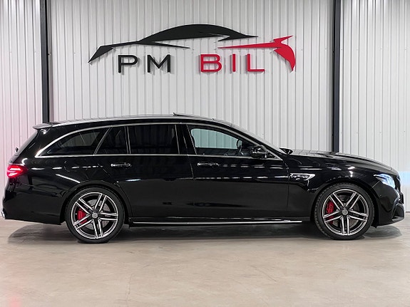 Mercedes-Benz E63 8 of 27