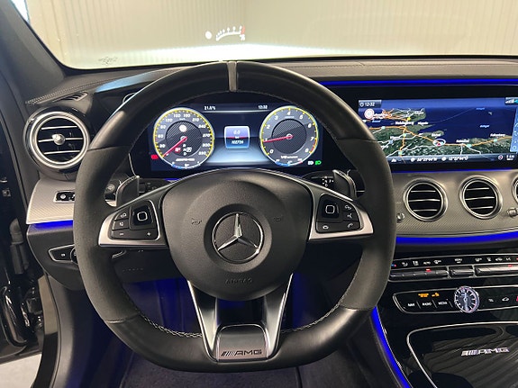 Mercedes-Benz E63 14 of 27