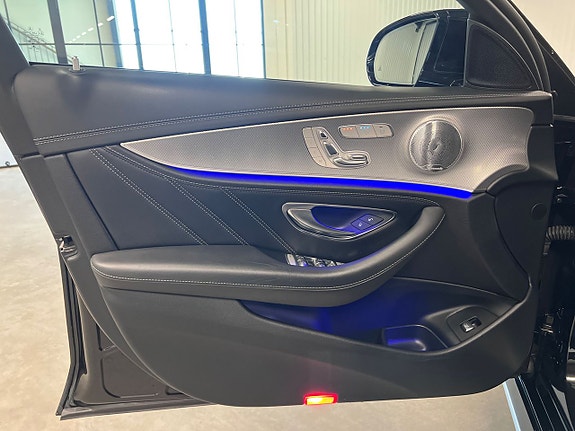 Mercedes-Benz E63 12 of 27