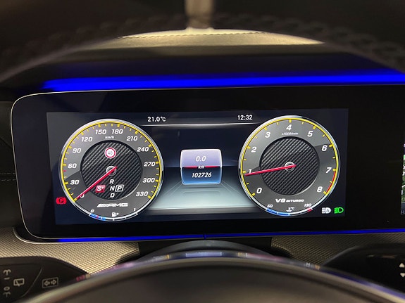 Mercedes-Benz E63 15 of 27