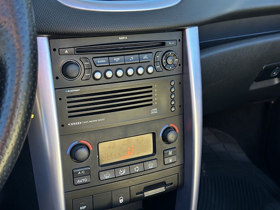 Peugeot 207 16 of 19